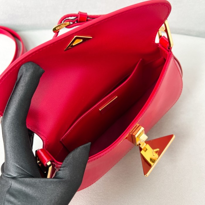 Triangle Patent Leather Shoulder Bag“22.5*11*4CM”-089=