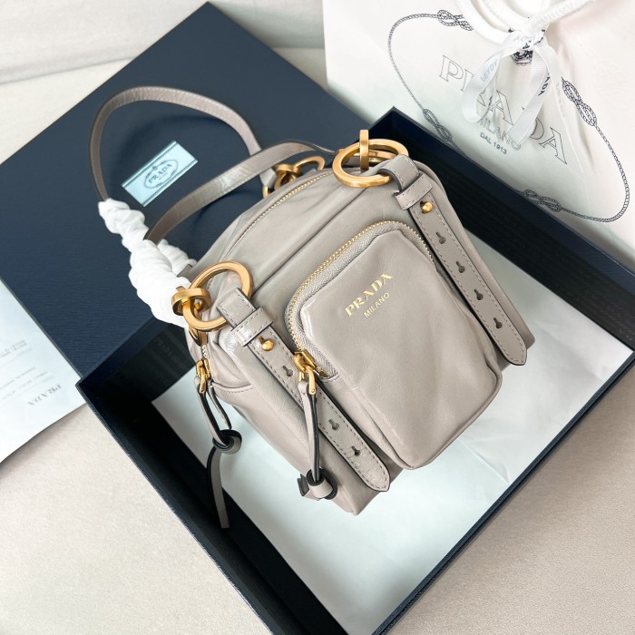 Dangle Leather Top-Handle Mini-Bag“14*14.5*13CM”-089=