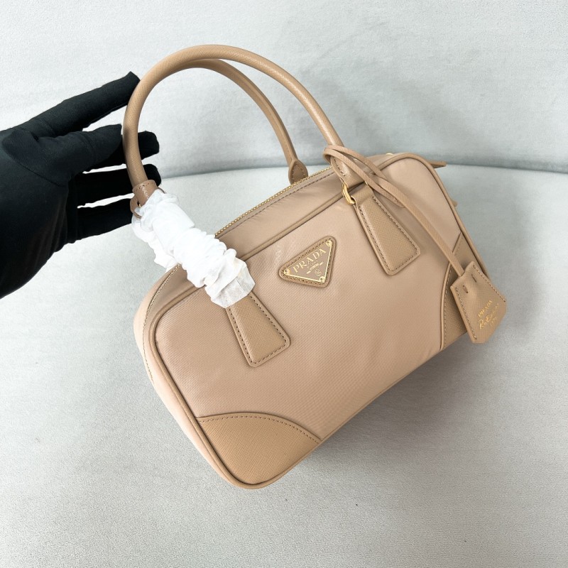 Re-Edition 1978 Re-Nylon And Saffiano Leather Two-Handle Bag“25*14.7*7.5CM”-088=