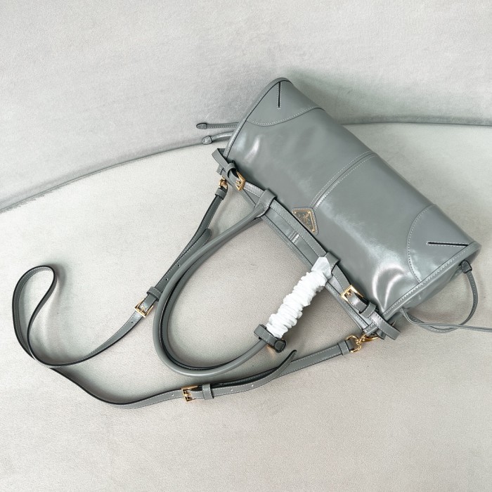 Bonnie medium leather handbag“32*15.5*12CM”-0811=