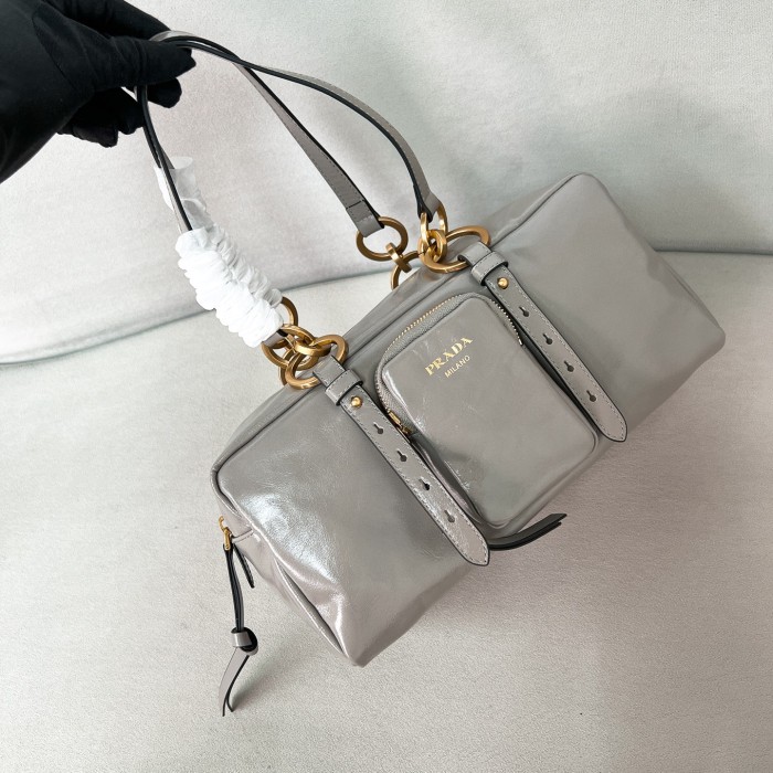 Dangle Medium Leather Top-Handle Bag“30*14*13.5CM”-0801=