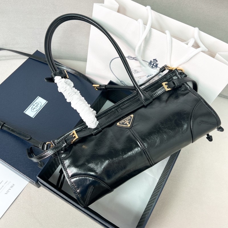 Bonnie medium leather handbag“32*15.5*12CM”-0811=