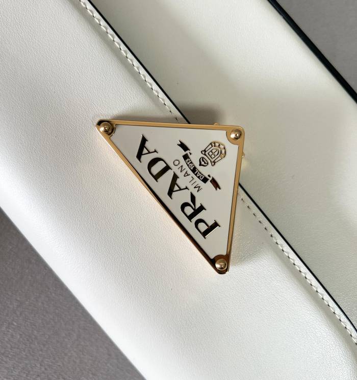 Logo-Plaque Glossy Leather Cross-Body Bag“20.5*10.5*4CM”-089=