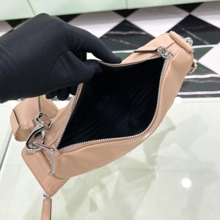 Logo Plaque ShoulderBag“26*14*12CM”-089=
