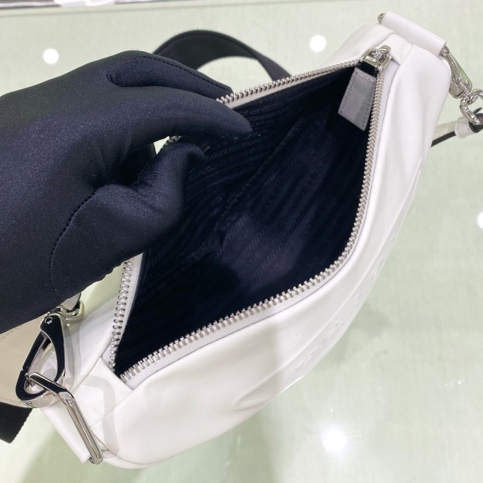 Logo Plaque ShoulderBag“26*14*12CM”-089=
