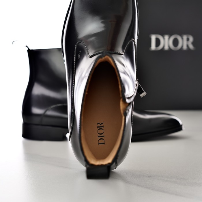 BOOTS  (Male)39-44=