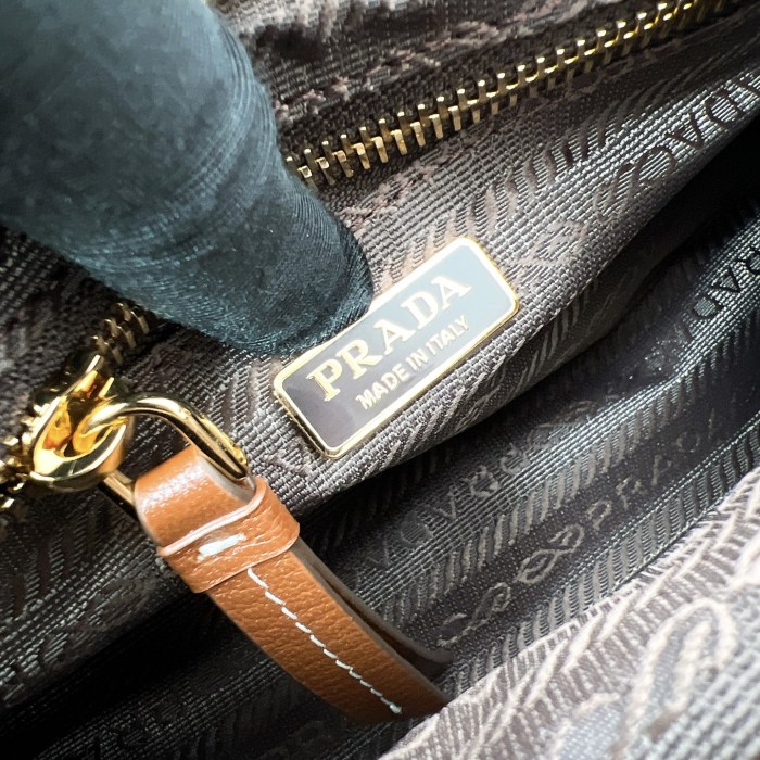 Bonnie mini handbag“23.5*12*9CM”-089=