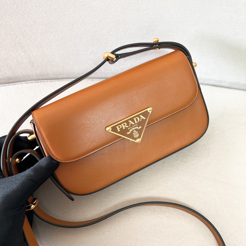 Logo-Plaque Glossy Leather Cross-Body Bag“20.5*10.5*4CM”-089=