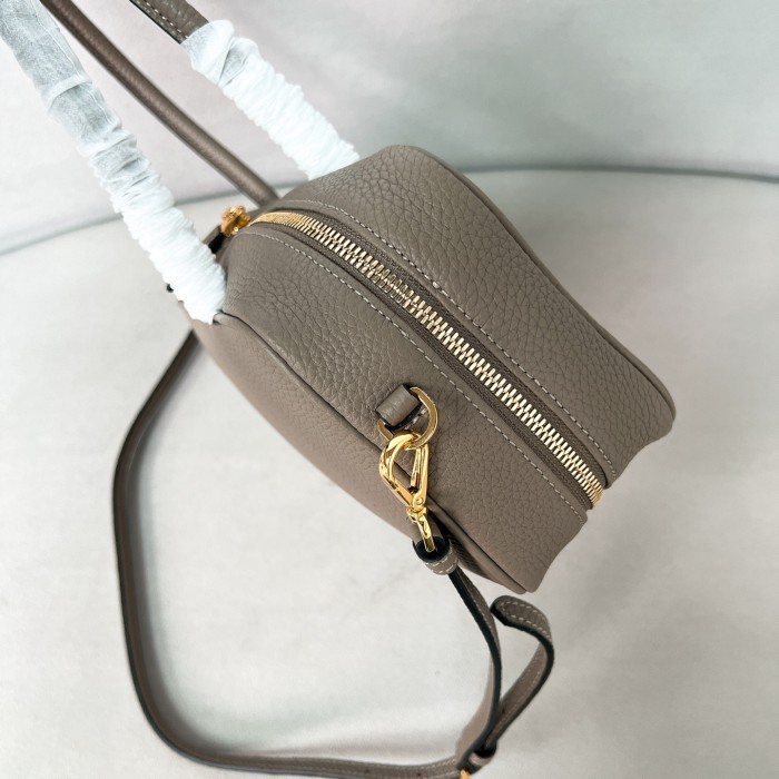 Medium leather top-handle bag“29*14*8.5CM”-0801=