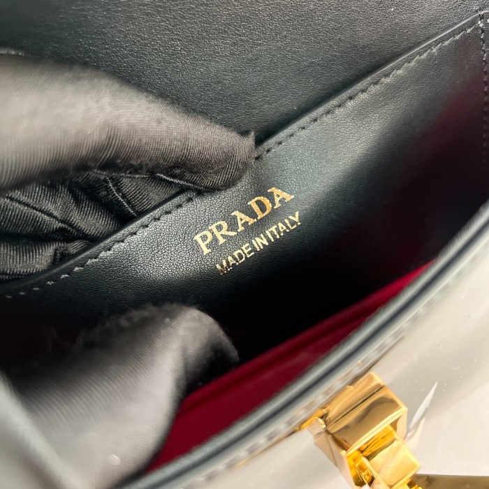 Logo-Plaque Glossy Leather Cross-Body Bag“20.5*10.5*4CM”-089=