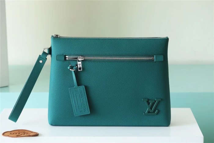 Ipad Takeoff Pouch “30*22*5CM” 074