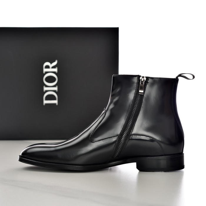 BOOTS  (Male)39-44=