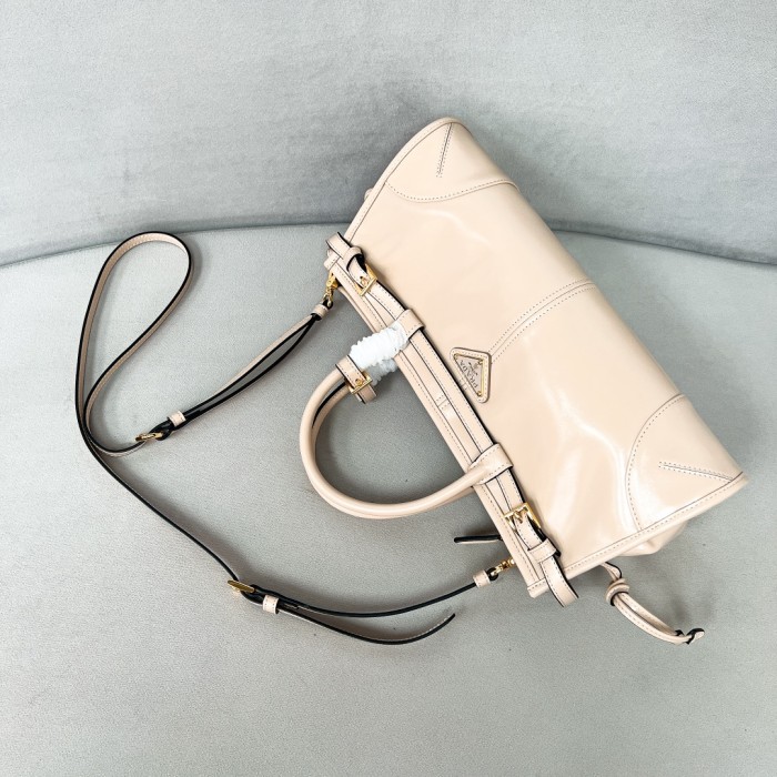 Bonnie medium leather handbag“32*15.5*12CM”-0811=