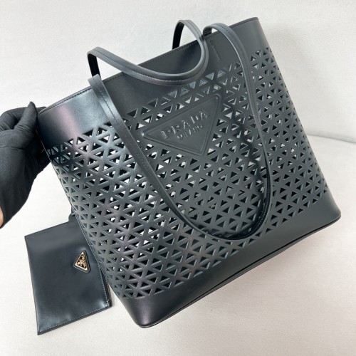Logo-Perforated Leather Tote Bag“32*29*13CM”-0821=