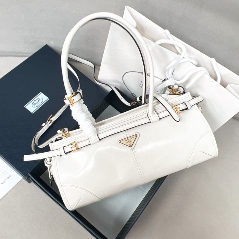 Bonnie medium leather handbag“32*15.5*12CM”-0811=