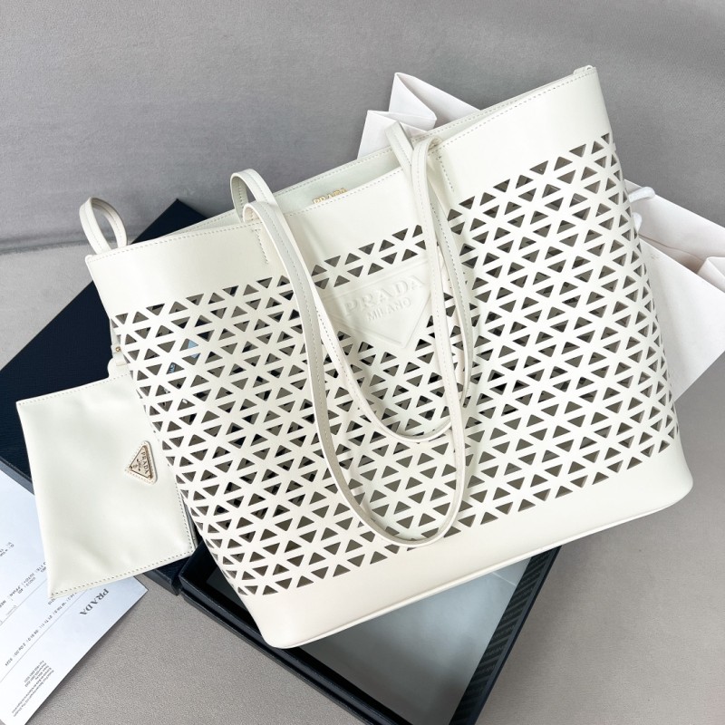 Logo-Perforated Leather Tote Bag“32*29*13CM”-0821=