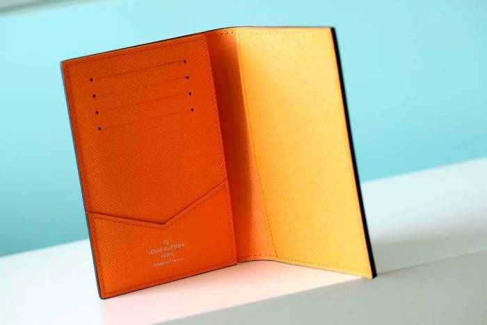 Passport Cover “14*10*2.5CM” 081