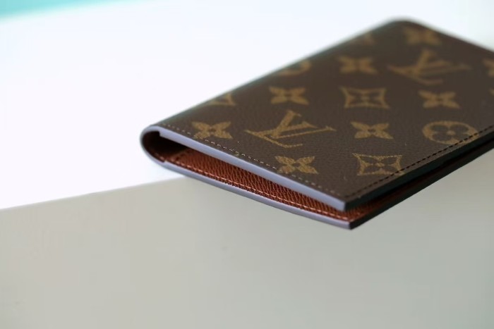 Passport Cover “14*10*2.5CM” 061