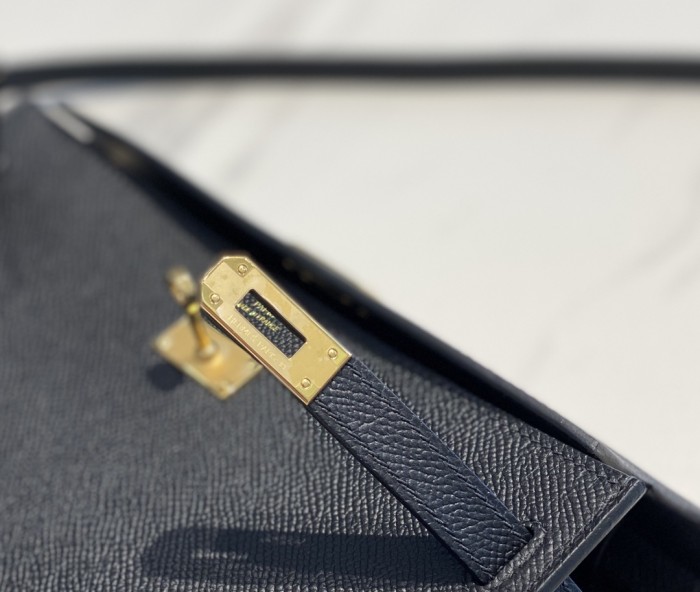 Kelly Classique To Go Wallet Epsom“20.5*11*2.5CM”-0001=
