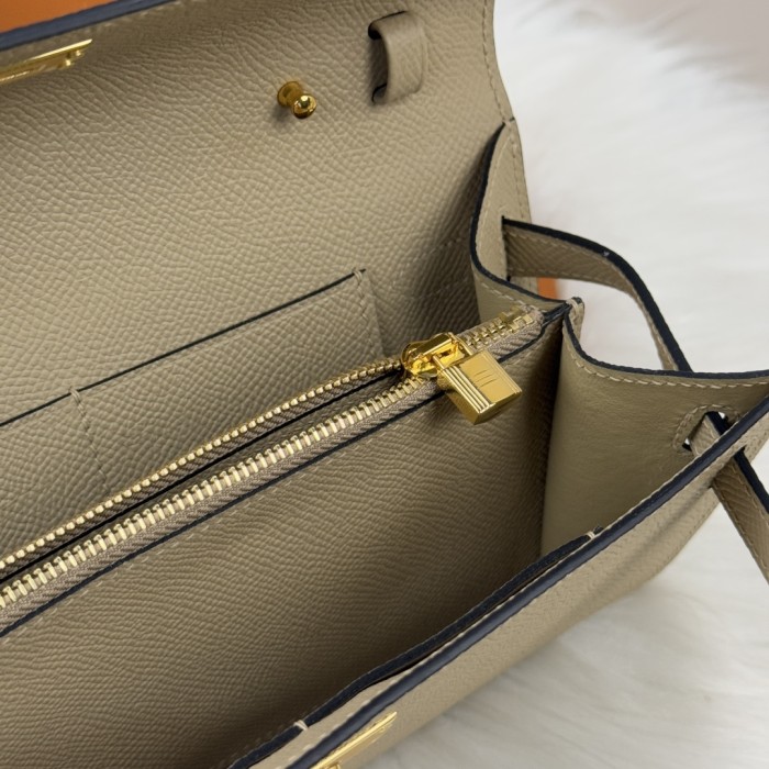 Kelly Classique To Go Wallet Epsom“20.5*11*2.5CM”-0001=