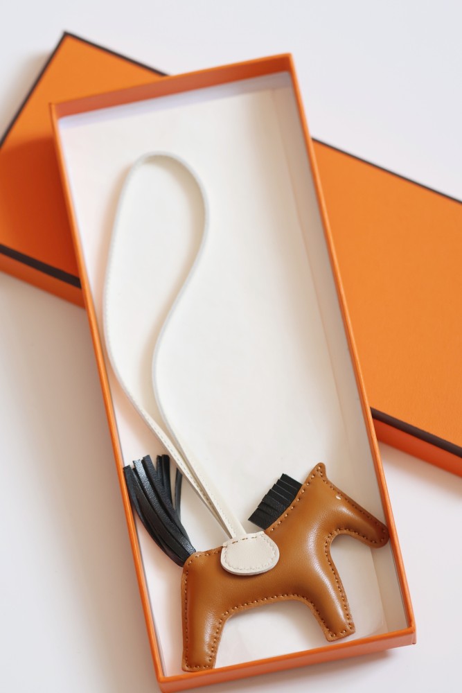 Rodeo PM charm“9.7*7.8*1CM”-052=