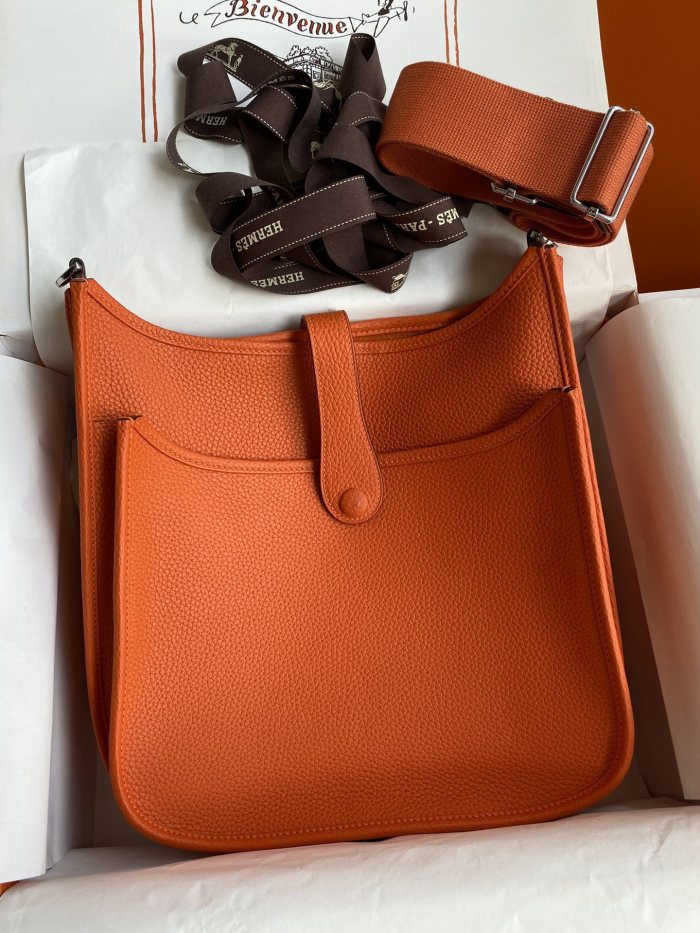 Evelyne Clemence “30*28*7CM”-0551=