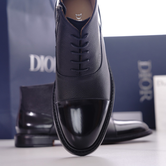 BOOTS  (Male)38-45=