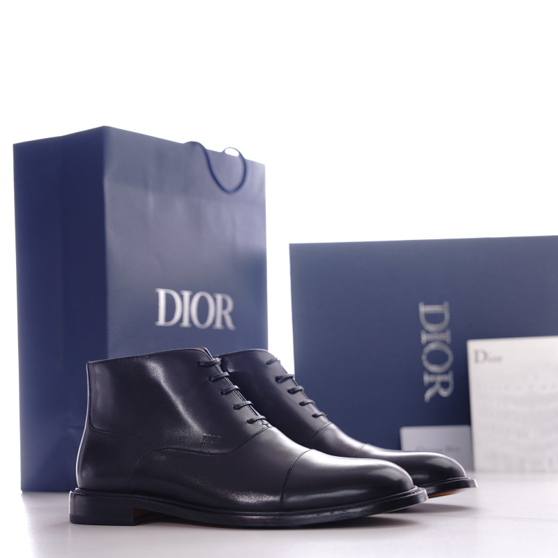 BOOTS  (Male)38-45=