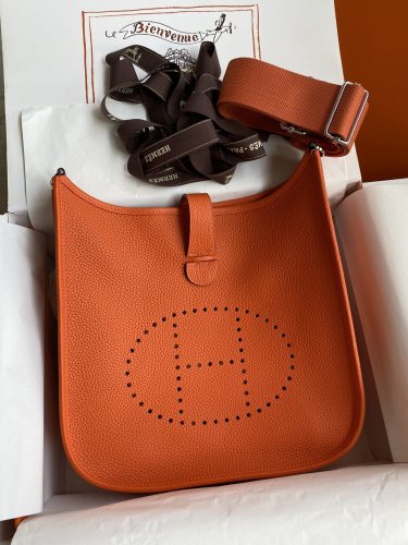 Evelyne Clemence “30*28*7CM”-0551=