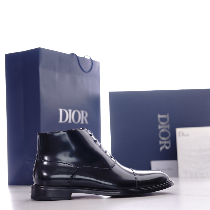 BOOTS  (Male)38-45=