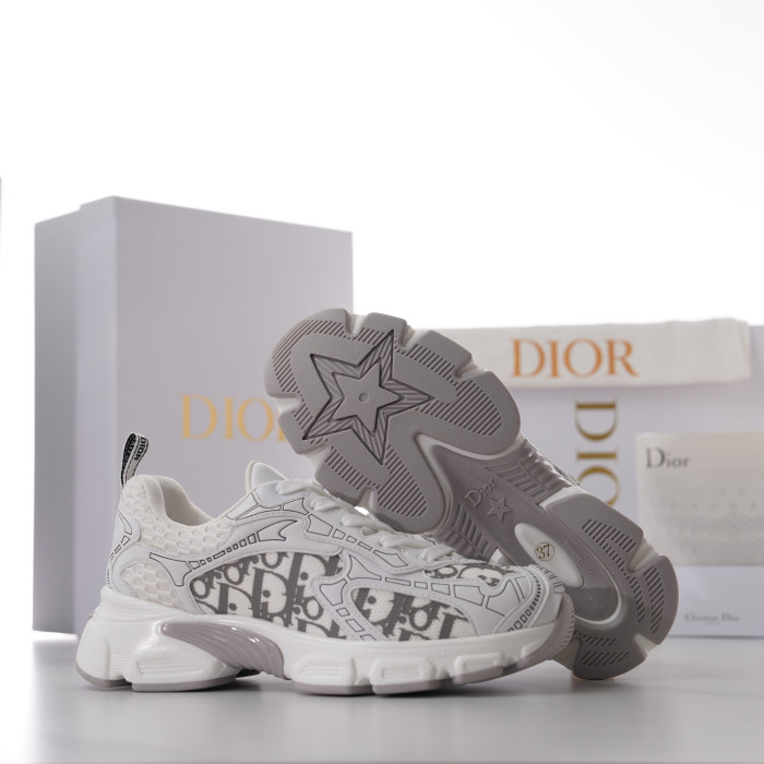 CHRONO SNEAKER (Unisex)35-45=
