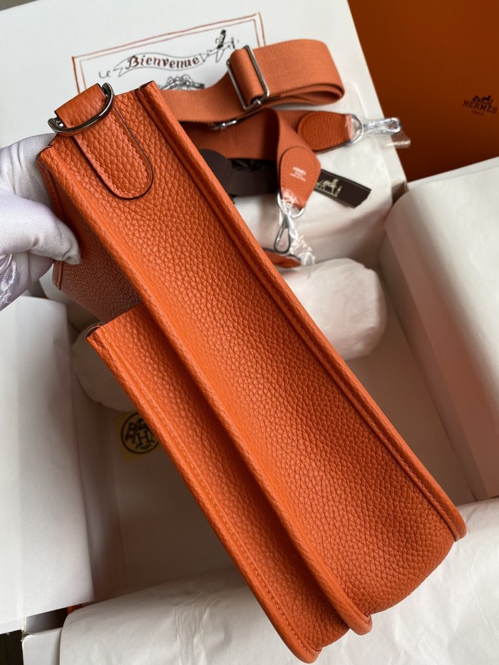 Evelyne Clemence “30*28*7CM”-0551=