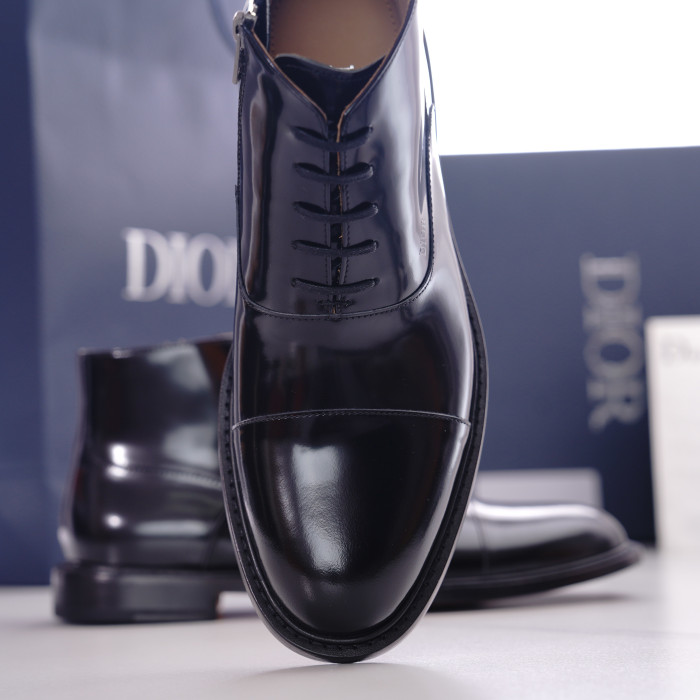 BOOTS  (Male)38-45=