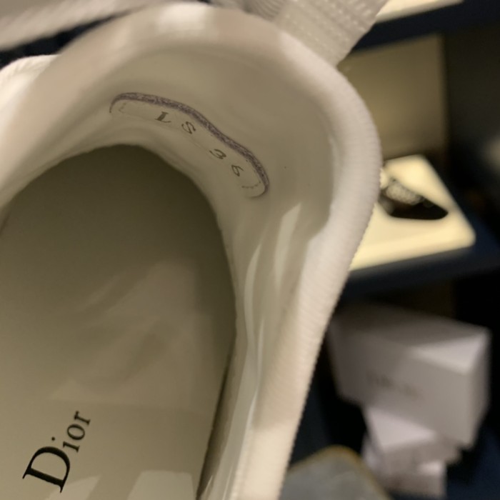D-CONNECT SNEAKER(Female)35-40=