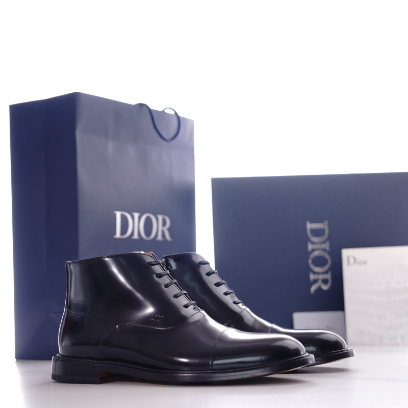 BOOTS  (Male)38-45=