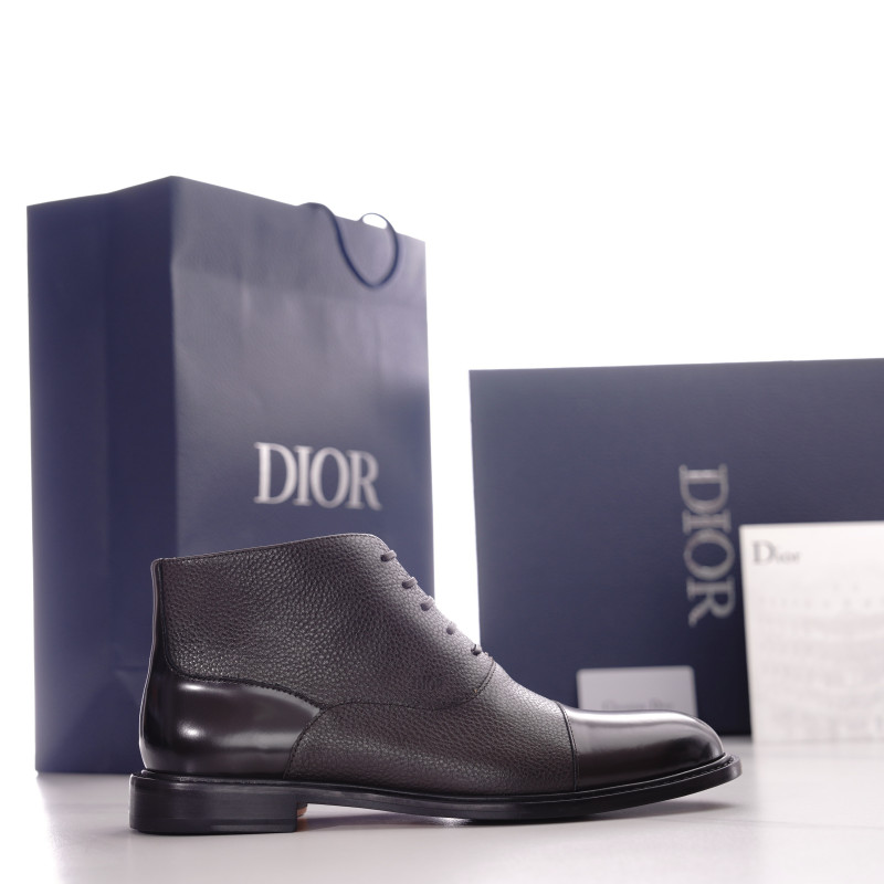 BOOTS  (Male)38-45=