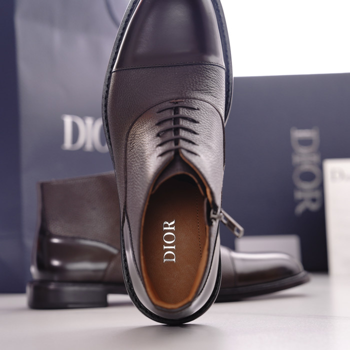 BOOTS  (Male)38-45=