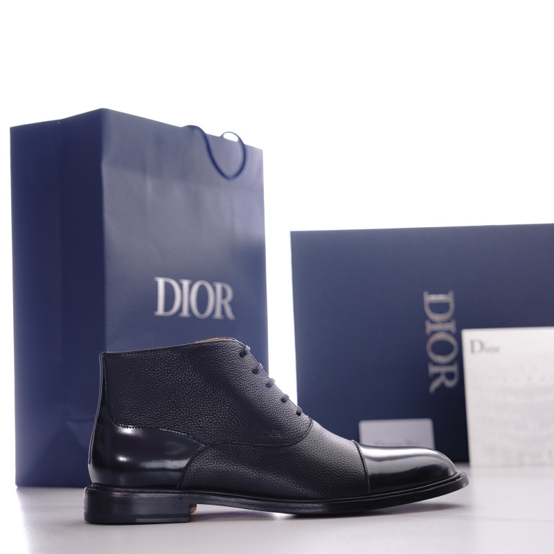 BOOTS  (Male)38-45=