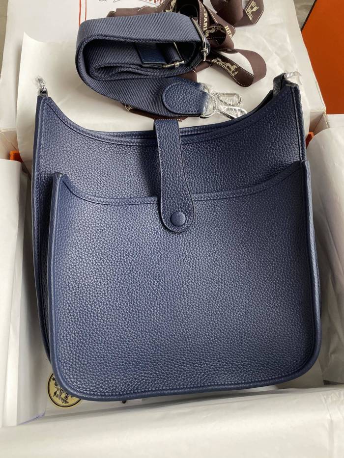 Evelyne Clemence “30*28*7CM”-0551=
