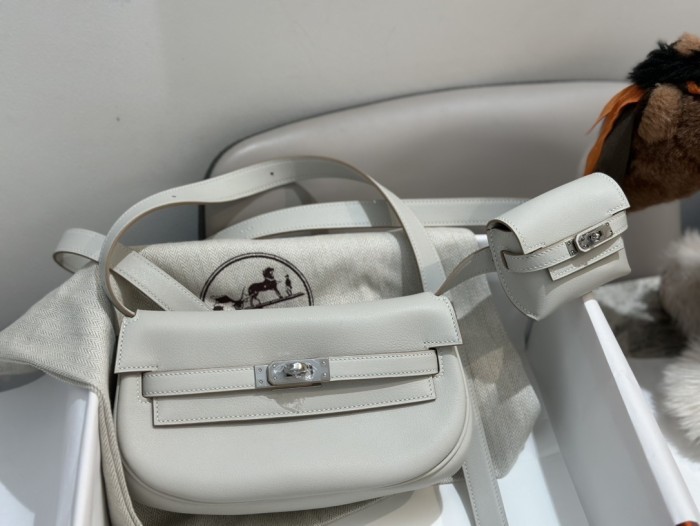 Kelly moove“17*10*5CM”-0061=