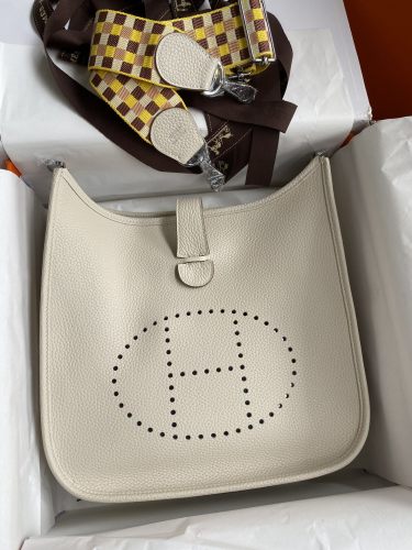 Evelyne Clemence “30*28*7CM”-0551=