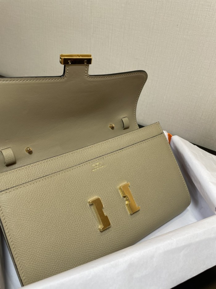 Constance To Go Wallet Epsom“20.5*13*2CM”-0001=