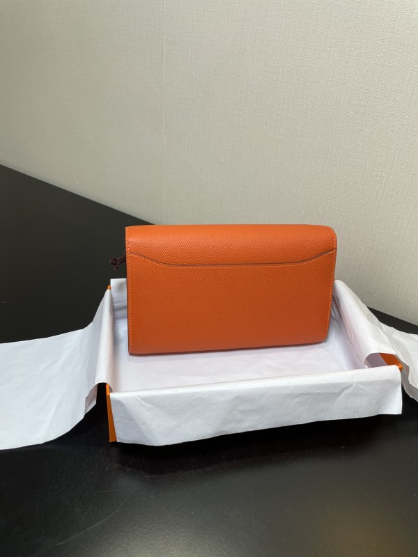 Constance To Go Wallet Epsom“20.5*13*2CM”-0001=