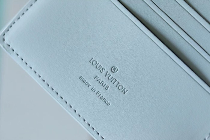 Multiple Wallet Monogram Shadow “11.5*9*1.5CM” 022
