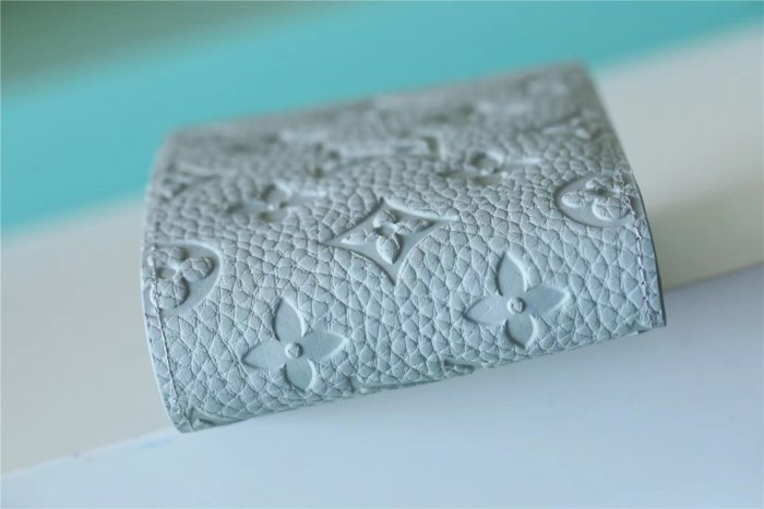 Multiple Wallet Monogram Shadow “11.5*9*1.5CM” 022