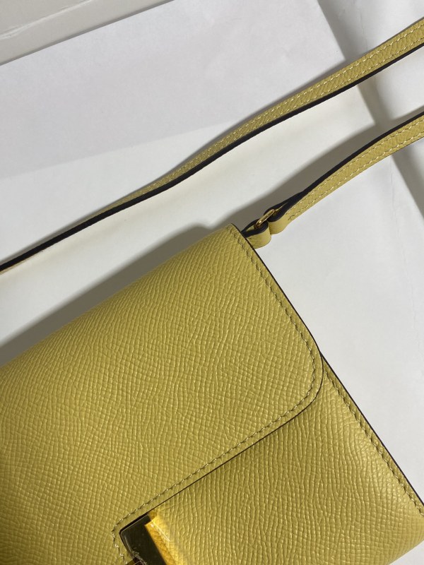 Constance To Go Wallet Epsom“20.5*13*2CM”-0001=