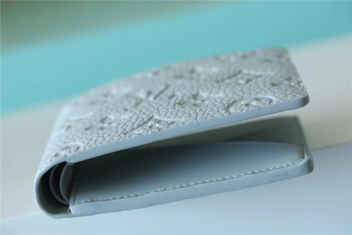 Multiple Wallet Monogram Shadow “11.5*9*1.5CM” 022