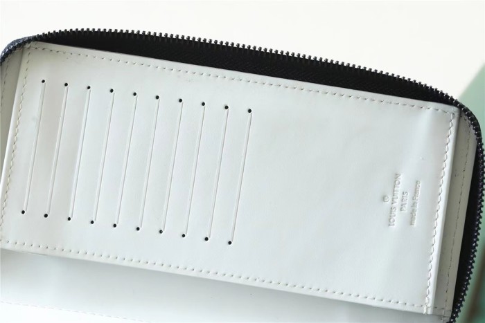 Brazza Wallet Monogram Shadow “19*10*2CM” 062