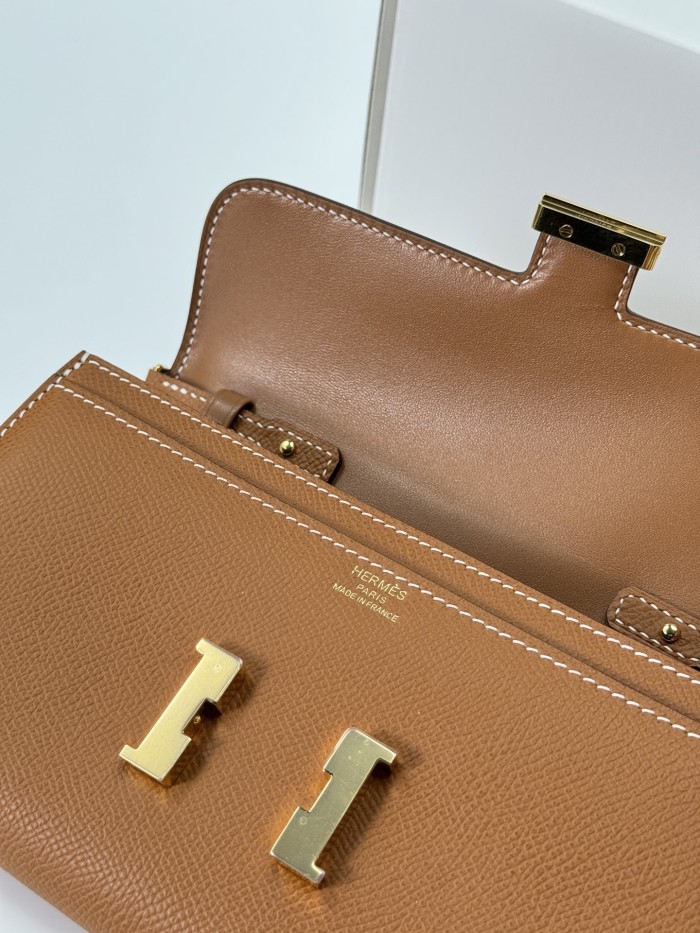 Constance To Go Wallet Epsom“20.5*13*2CM”-0001=