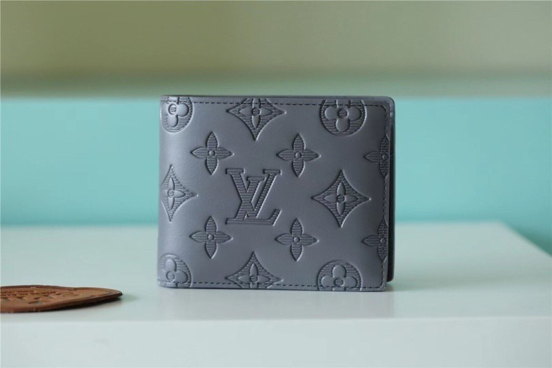 Multiple Wallet Monogram Shadow “11.5*9*1.5CM” 022